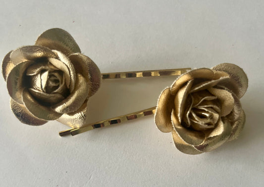 Gold roses